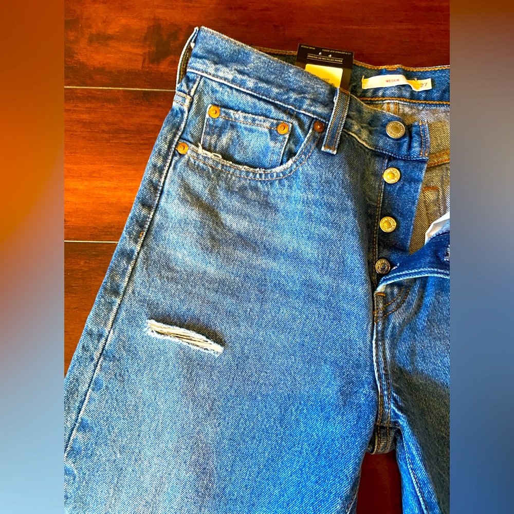 LEVIS high rise WEDGIE NWT